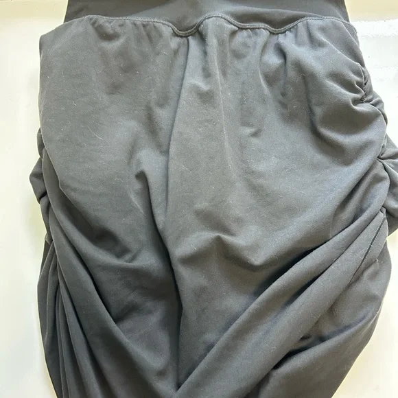 Athleta Black Ruched Transend Skort - Picture 1 of 11